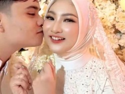 Denada 'Hadir', Intip 7 Foto Pernikahan Kedua Ressa Rizky Rossano dengan Fita