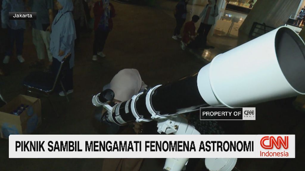 VIDEO: Piknik Sambil Mengamati Fenomena Astronomi
