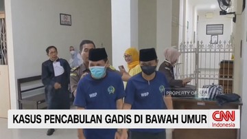VIDEO: Bapak Anak Pelaku Pencabulan Santriwati Divonis Penjara