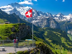 Biaya Hidup di Swiss, Negara dengan Tingkat Bahagia Paling Tinggi di Dunia