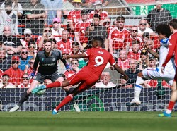 Babak I: Liverpool Ungguli Crystal Palace 2-0