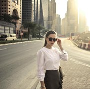 5 Cara Elegan Orang Cerdas Menghadapi Kritik Tanpa Emosi Menurut Ilmu Psikologi