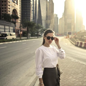 5 Cara Elegan Orang Cerdas Menghadapi Kritik Tanpa Emosi Menurut Ilmu Psikologi