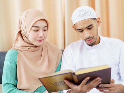 Daftar Amalan agar Cepat Hamil & Mendapatkan Keturunan Saleh, Panjatkan Doa Ini!