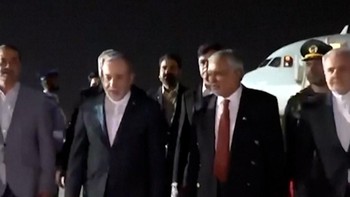 Menlu Iran Tiba di Pakistan di Tengah Upaya Perdamaian dengan AS