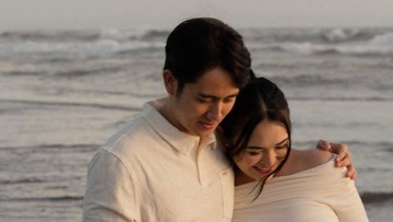 Berita Seputar Selebriti Insertlive Terkini : Jelang Melahirkan, 7 Potret Maternity Amanda Manopo bareng Kenny Austin di Pantai