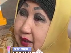 Video: Dewi Motik Pamer Souvenir-Puji Sikap Orang Tua El Rumi-Syifa Hadju