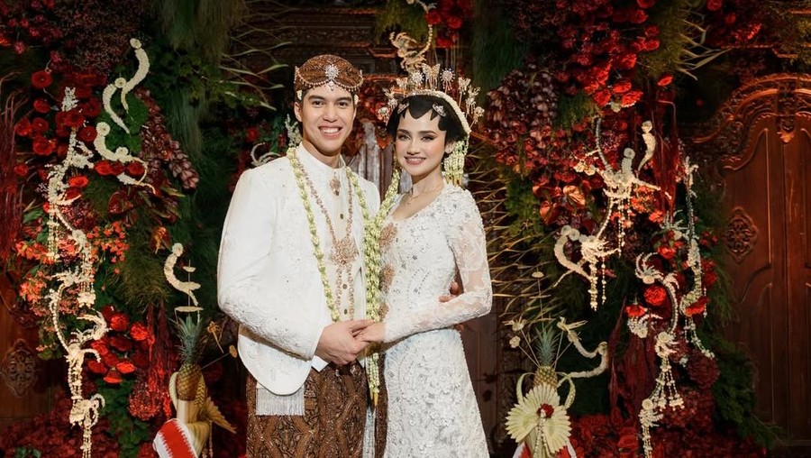El Rumi dan Syifa Hadju resmi menikah