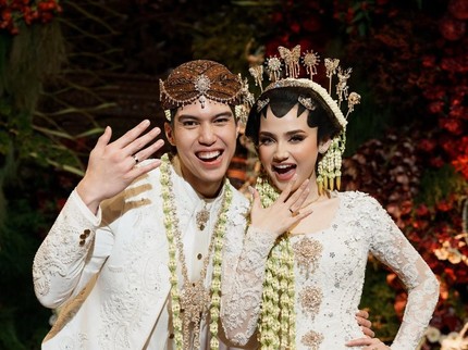 Selamat! El Rumi & Syifa Hadju Resmi Menikah, Intip Potretnya Pakai Adat Jawa