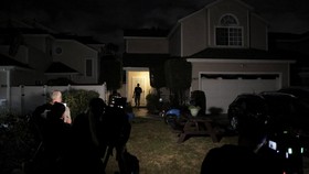 FOTO: FBI Gerebek Rumah Tersangka Penembakan di Gedung Putih