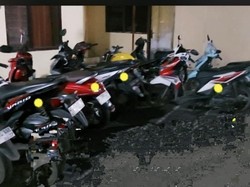 Enam Motor dan Celurit Diduga Milik Gangster Diamankan Polisi di Sidoarjo