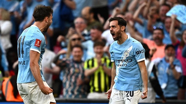 Manchester City berhasil lolos ke final Piala FA usai mengalahkan Southampton di Wembley, Sabtu (25/4) waktu setempat.
