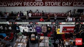 FOTO: Menelusuri Lorong Waktu Tren Musik di Record Store Day Market