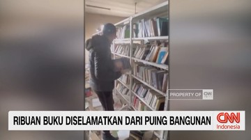 VIDEO: Di Tengah Perang Gaza, Ribuan Buku Diselamatkan dari Reruntuhan