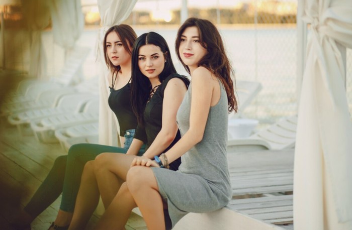 Libra, Scorpio, dan Sagittarius menghadapi fase refleksi sekaligus pertumbuhan. Komunikasi, kepercayaan, dan kontrol finansial jadi kunci penting minggu ini./ Foto: freepik.com/prostooleh