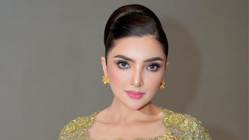 Update Informasi Selebriti InsertLive : Ashanty Rayakan 15 Tahun Pernikahan dengan Anang, Ibadah Haji Jadi Kado Terindah