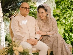 2 Jam Tangan Mewah Irwan Mussry di Siraman El Rumi, Segini Harganya