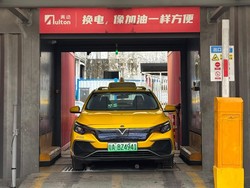 Nggak Antre Panjang! Di China, Baterai Mobil Listrik Bisa di Swap dalam 100 Detik