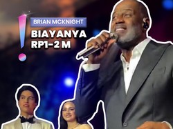 Video: Romantis! Brian McKnight Tampil di Resepsi Nikah El Rumi-Syifa Hadju