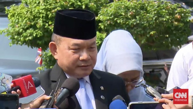 Dudung Abdurachman tiba di Istana untuk pelantikan pejabat baru. Ia mengungkap arahan Presiden Prabowo terkait tugas KSP.
