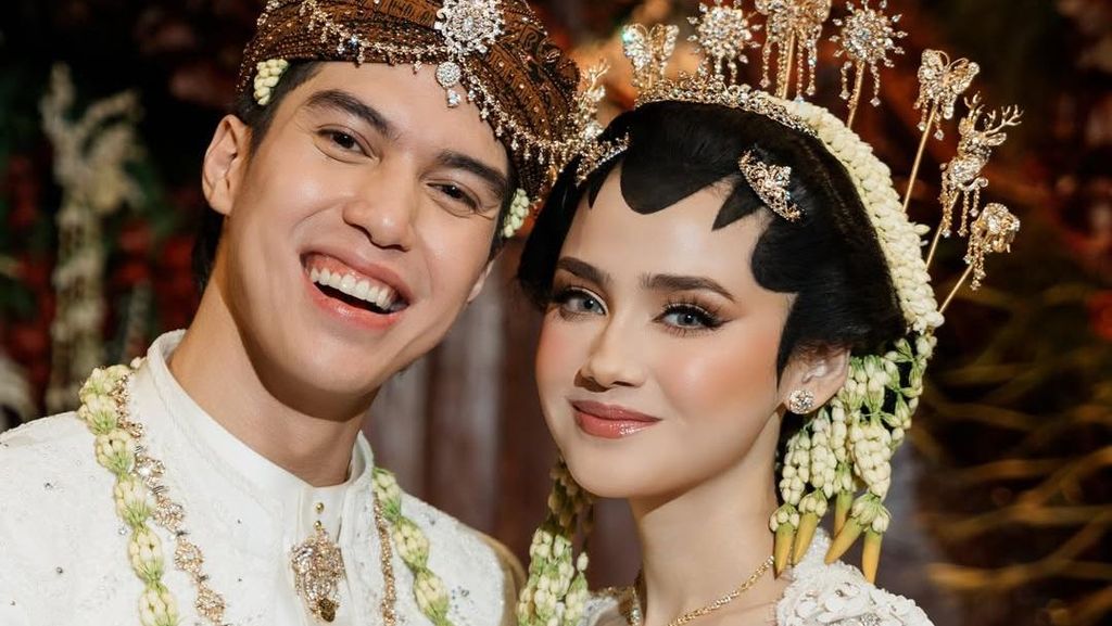 5 Fakta Pernikahan El Rumi dan Syifa Hadju, Mahar hingga Konsep