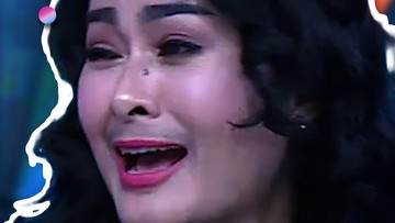 Video: Iis Dahlia Kaget El Rumi-Syifa Datangkan Brian McKnight saat Resepsi