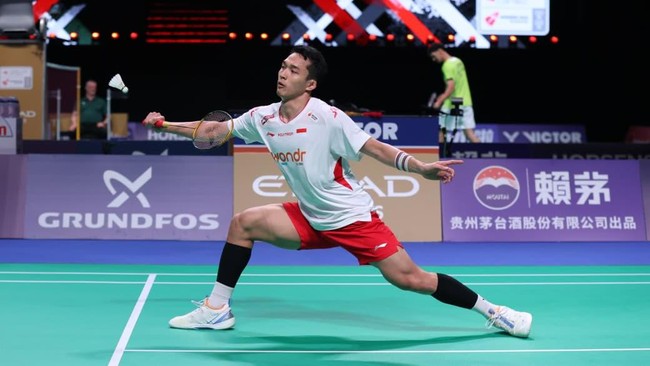 Sebanyak empat tim telah memastikan lolos ke perempat final Thomas Cup 2026 usai menjalani pertandingan pada Senin (27/4).