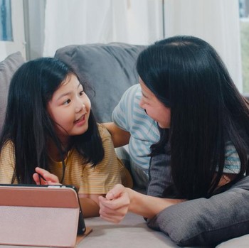 Hati-Hati! 5 Kalimat Orang Tua Ini Bisa Bikin Anak Jadi Manja