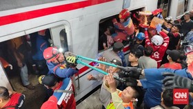 Kecelakaaan KA di Bekasi Timur Libatkan KRL-KA Argo Bromo Anggrek