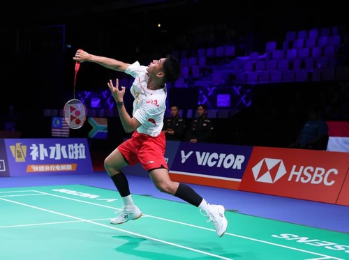 Moh Zaki Ubaidillah lolos ke semifinal French Open 2026.