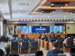 DPRD NTB Usul 5 Raperda Baru, Ada soal Sumbangan Wali Murid SMA