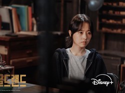 Gold Land: Proyek yang Akan Mengubah Citra Park Bo Young secara Total