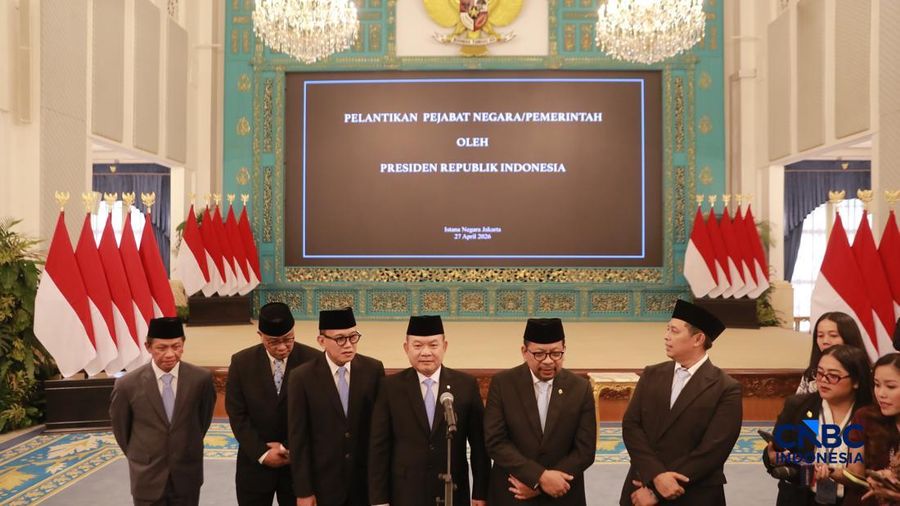 Pelantikan Pejabat Negara/Pemerintah oleh Presiden RI, Istana Negara, Jakarta, Senin (27/4/2026). (CNBC Indonesia/Muhammad Sabki)