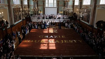 FOTO: Tiramisu Raksasa Karya Koki London Taklukkan Rekor Dunia