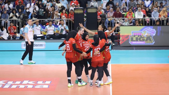 Tim Jakarta Pertamina Enduro sukses pertahankan gelar juara Proliga 2026 setelah mengalahkan Gresik, apresiasi pencapaian dan dukung pengembangan atlet.