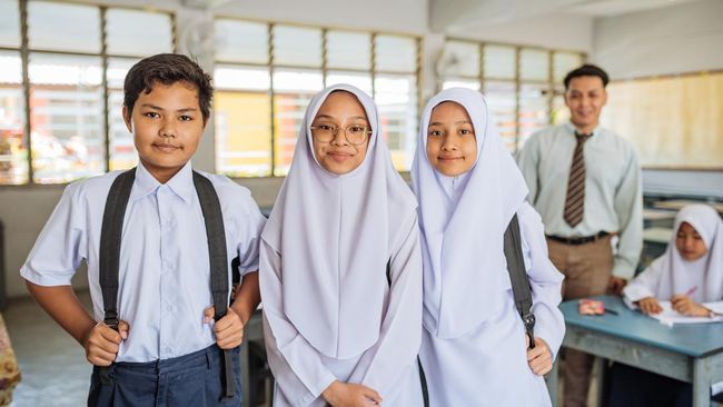 25 Puisi Hari Pendidikan Nasional Lengkap dari Singkat hingga Penuh Inspirasi