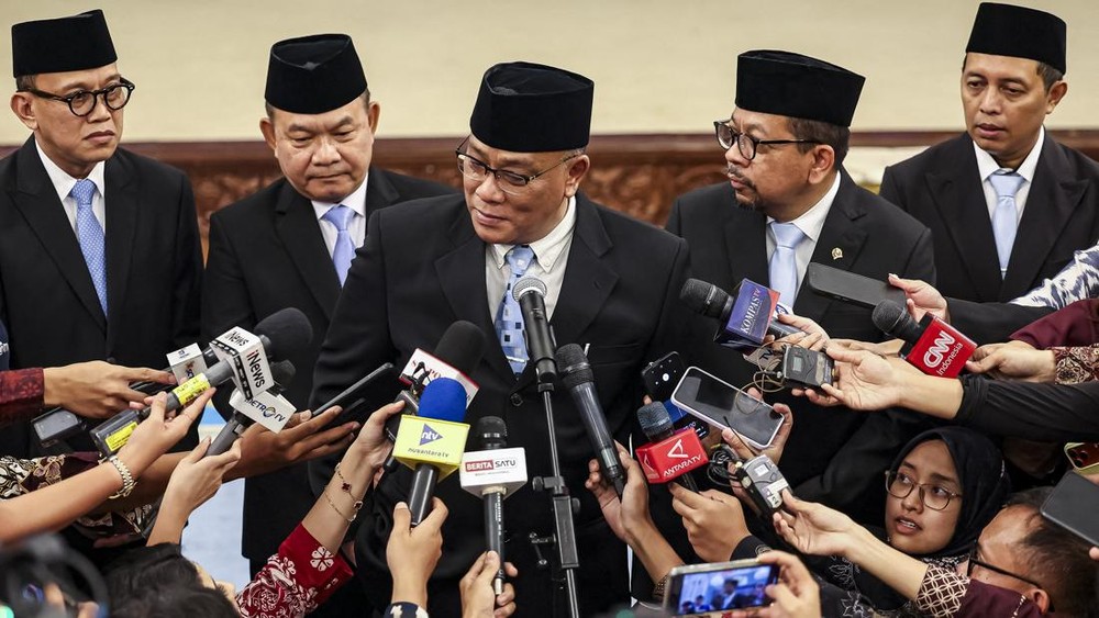 Kejutan Besar! Dudung & Jumhur Isi Kursi Kabinet Prabowo-Gibran!