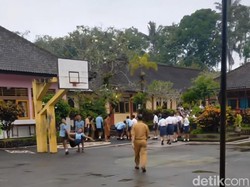 Kesurupan Beruntun di SMPN 1 Selat Karangsem, Siswa Histeris Sejak Jumat