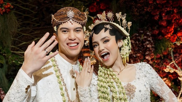 10 Sumber Kekayaan Pasangan Muda, El Rumi dan Syifa Hadju yang Baru Menikah