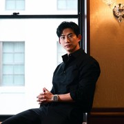 Idol-Aktor Taecyeon 2PM Resmi Menikah dengan Pasangan Non-Selebriti