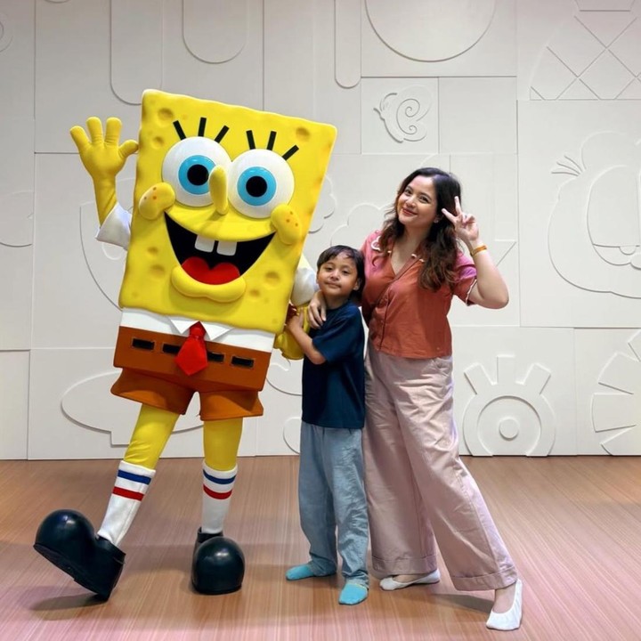 <p>Anak pertama pasangan Tasya Kamila dan Randy Bachtiar memiliki nama gabungan dari orang tuanya, yaitu Arrasya Wardana Bachtiar. Arrasya merupakan singkatan dari anak Randy dan Tasya serta memiliki arti bangsawan. Wardana bermakna kekuatan yang memuliakan, sedangkan Bachtiar diambil dari nama belakang sang Ayah, Randy Bachtiar. (Foto: Instagram @tasyakamila)</p>