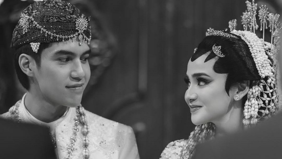 El Rumi dan Syifa Hadju