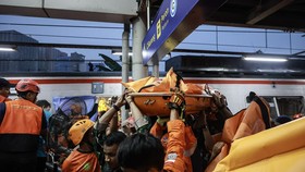 Update Terbaru Kecelakaan Kereta Bekasi: 14 Meninggal, 84 Luka