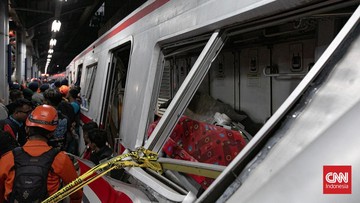 3 Korban Terjepit Kecelakaan Kereta Bekasi Berhasil Dievakuasi