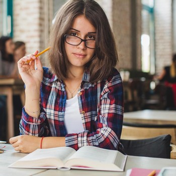 6 Jurusan Kuliah yang Cocok untuk Orang Berjiwa Sosial