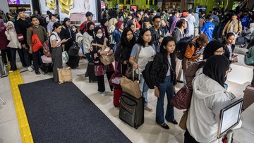 FOTO: KAI Hentikan Sementara Perjalanan KAJJ dari Gambir dan Senen
