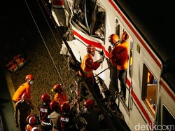 Imbas Kecelakaan Kereta di Bekasi Timur, 13 Perjalanan KA Dibatalkan Hari Ini