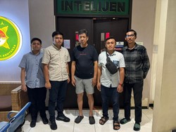 Kejari Surabaya Bekuk DPO Terpidana KDRT dan Koruptor Bank Pelat Merah