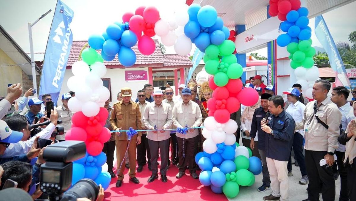 Menkop Resmikan SPBU Nelayan Berbasis Koperasi di Aceh Selatan