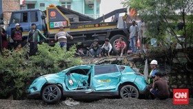 Seskab: Kemenhub Bakal Evaluasi Taksi Green SM Buntut Insiden Kereta